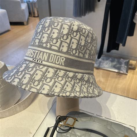 jordan dior hat|Mehr.